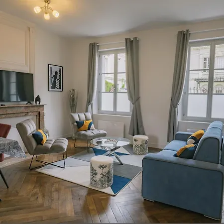 Appartement Refait A Neuf Avec Cachet De L'Ancien Saumur Exterior foto
